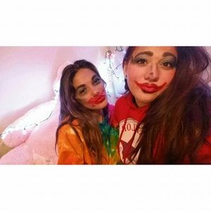 Meet your Posher, Dahlia