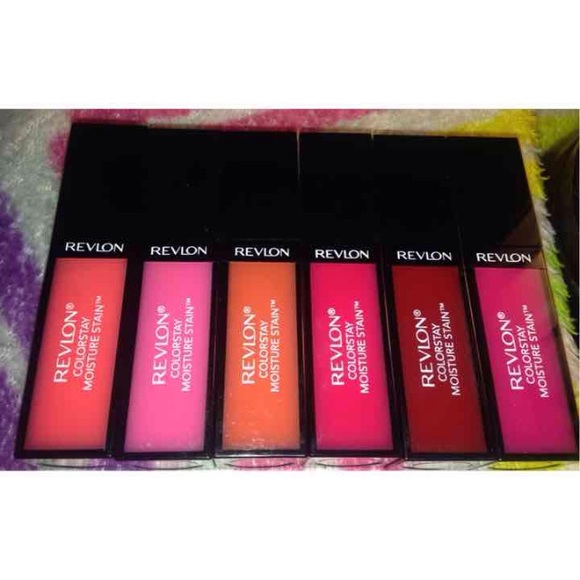 🎉sold💄REVLON COLOR STAY MOISTURIZING LIP STAIN💄