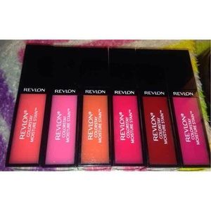 🎉sold💄REVLON COLOR STAY MOISTURIZING LIP STAIN💄