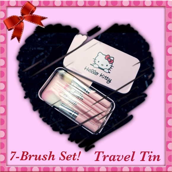 Hello Kitty Other - 🎉HP 2/20!🎉 Hello Kitty Brush Set