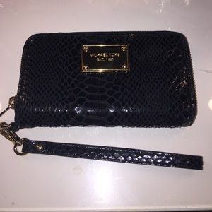 MK wallet