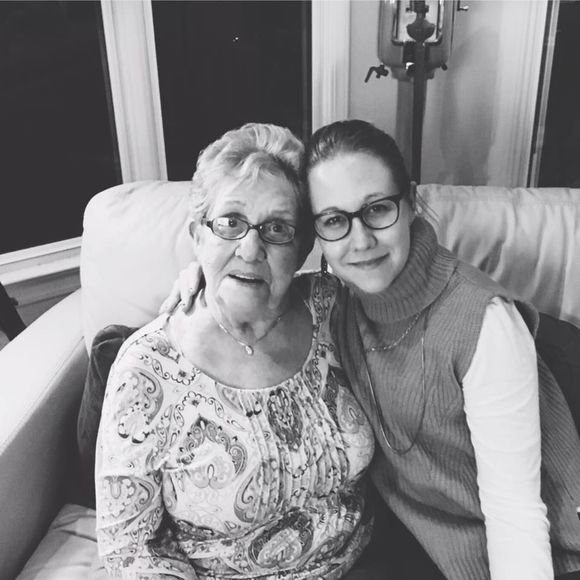 Meet your Posher, Danielle - Picture 1 of 1