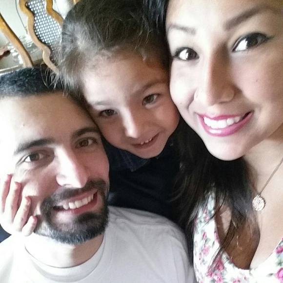 Meet your Posher, Enrique - Picture 1 of 1