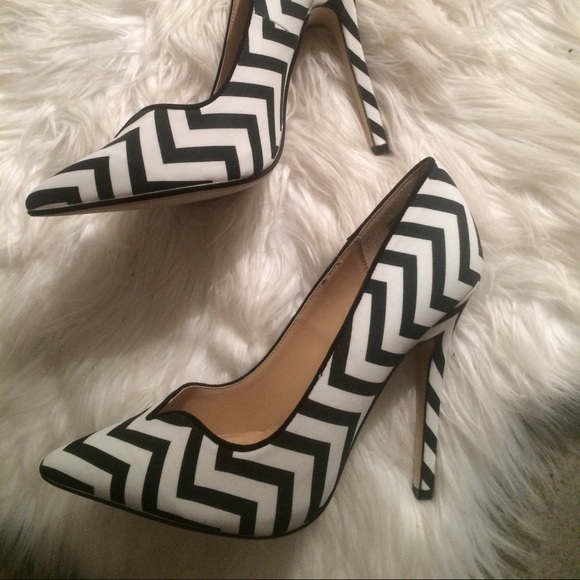 JustFab Chevron Pointy Heels
