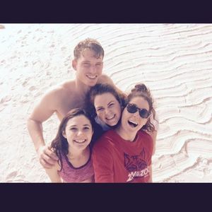 Meet your Posher, Abby