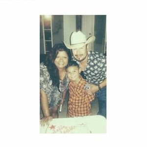 Meet your Posher, Claudia