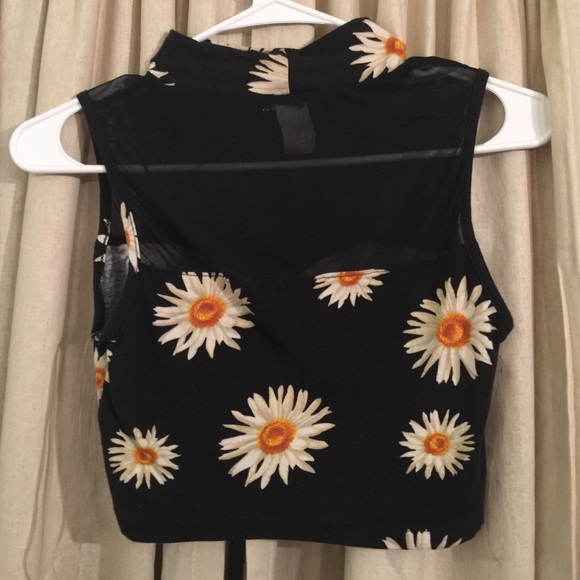 Top - Picture 2 of 2