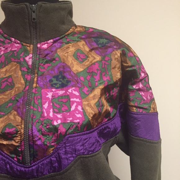 ❗️SOLD❗️Pretty Half Zip Vintage Pullover 😍😍😍 - Picture 2 of 4