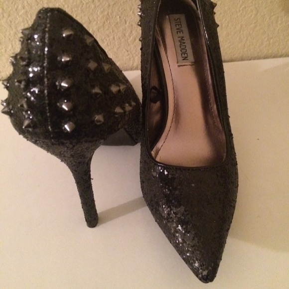 Steve Madden spike pumps - Picture 4 of 4