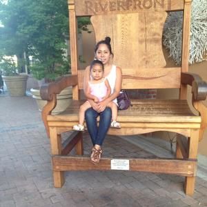 Meet your Posher, Evelyn