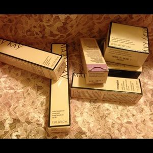 Mary Kay Beige foundation bundle