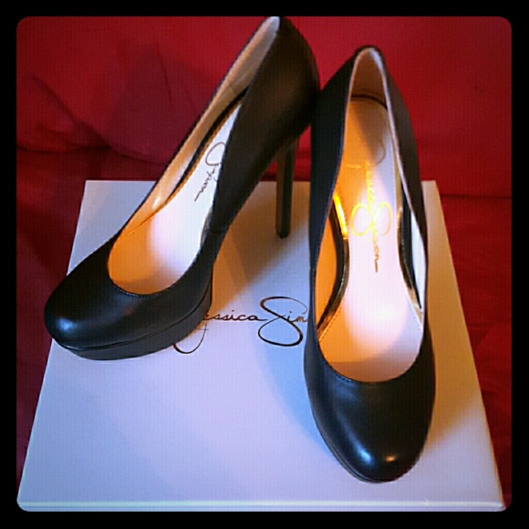 Brand new Jessica Simpson Sandrah pumps