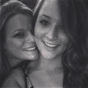 Meet your Posher, Katelyn