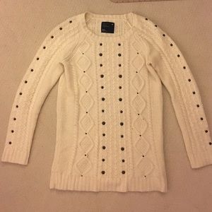 American Eagle White Cable Knit Sweater