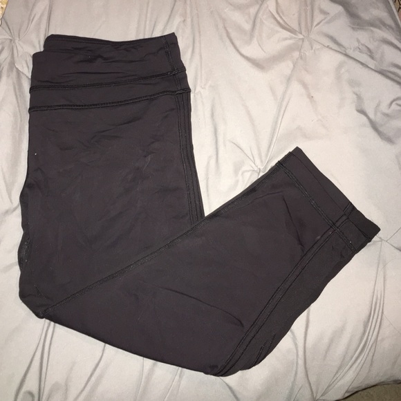 Lululemon athletica capris