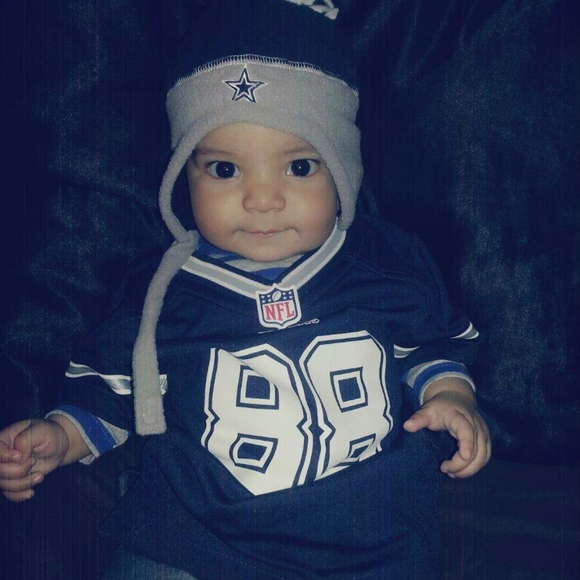 Meet your Posher, Jennifer - Picture 1 of 1