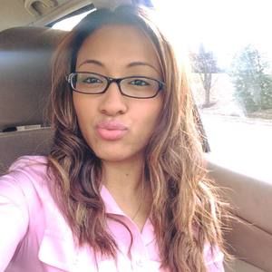 Meet your Posher, Ana