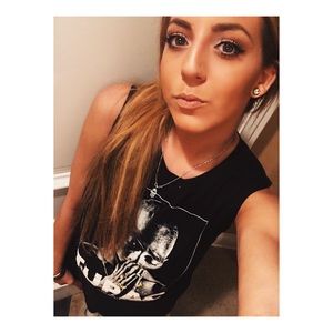 Meet your Posher, Fenny