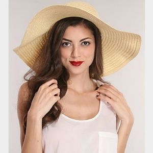 Floppy hat