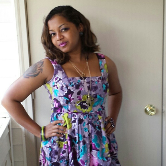 Meet your posher - Picture 2 of 2