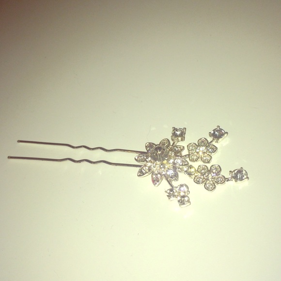 Sparkle floral hairpin