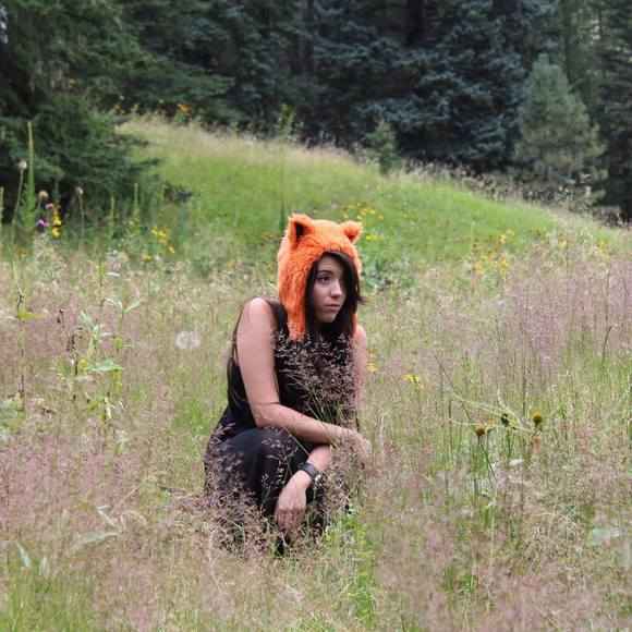 Meet your Posher, Colleen - Picture 1 of 1