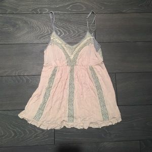 Kimchi Blue Urban Outfitters pink/lace tank top