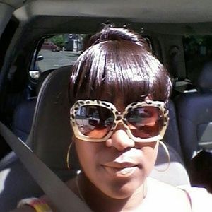 Meet your Posher, Tameka