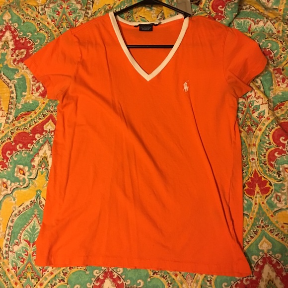 V neck polo size M