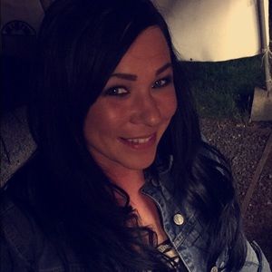 Meet your Posher, Tiffany