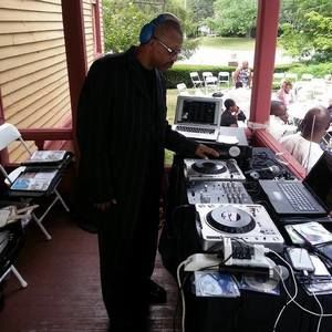 Meet your Posher, Keith djmcnasty