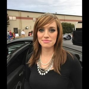 Meet your Posher, Kristin