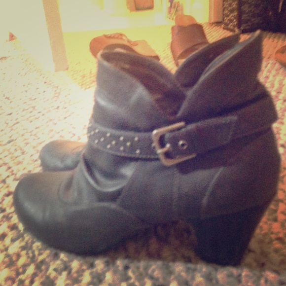 Sam and Libby booties