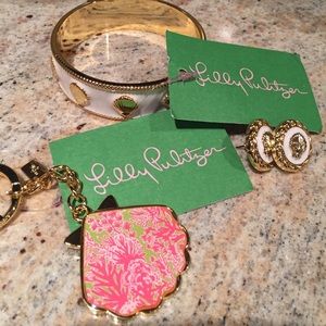 NWT Lilly Pulitzer shell bangle earrings keychain