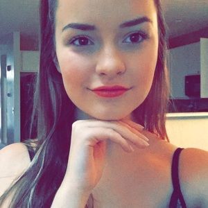 Meet your Posher, Molly