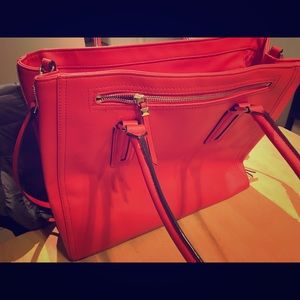 Amazing Poppy colored purse!