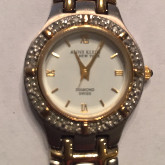 Sold ! Sold! - Picture 4 of 4