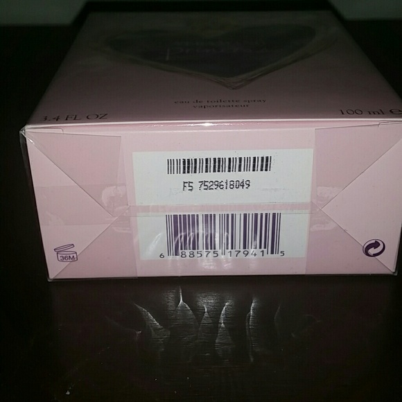 Princess vera wang perfume - Picture 2 of 2