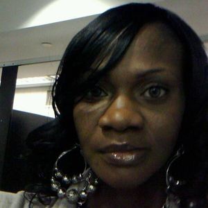 Meet your Posher, Edwina