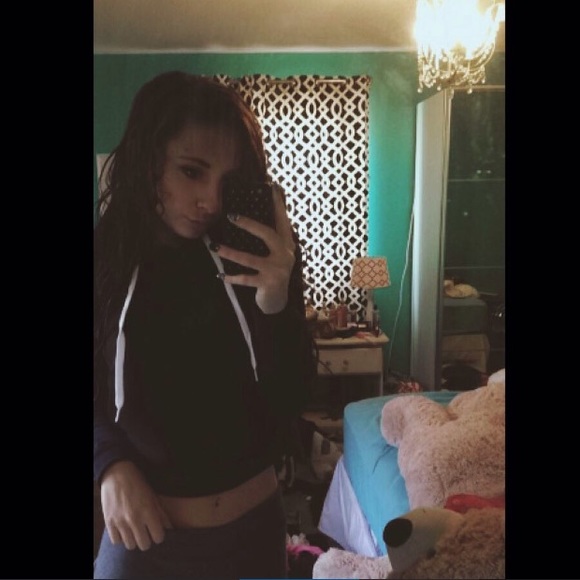 Meet your Posher, Isabelle