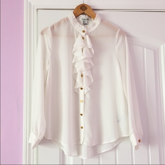 Forever 21 Tops - 🎀Forever 21 Ruffle Blouse🎀