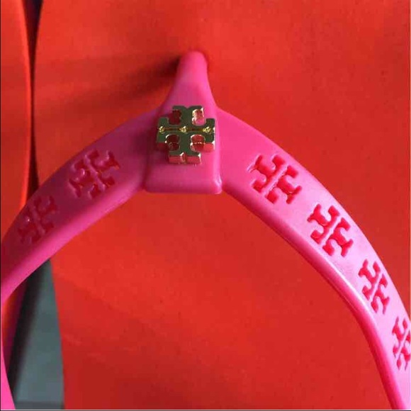 Tory burch flip flops