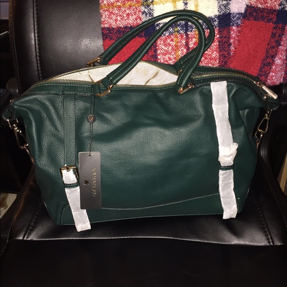 AS SEEN ON THE VIEW!! NEW Ora Delphine bag!!