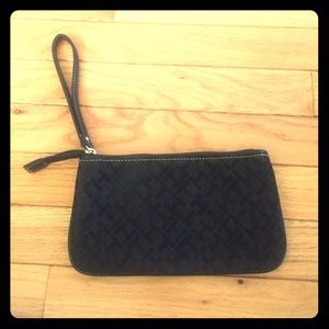 Tommy Hilfiger Wristlet