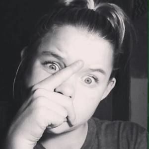 Meet your Posher, Taryn