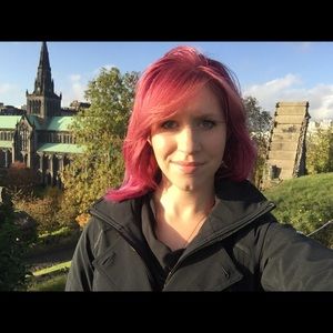 Meet your Posher, Amy