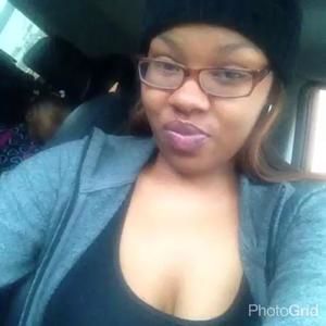 Meet your Posher, Lenore