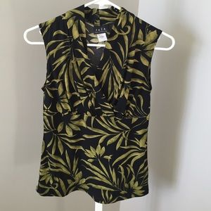 Women's sleeveless top