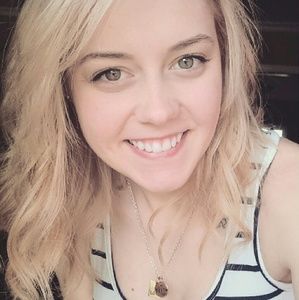 Meet your Posher, Ashlyn