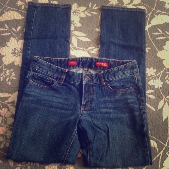 Express skinny leg size 6L